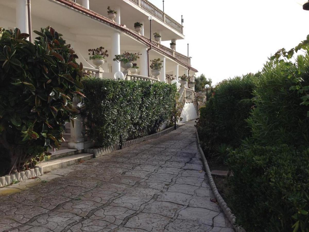Residence Tramonto Пешичи Екстериор снимка