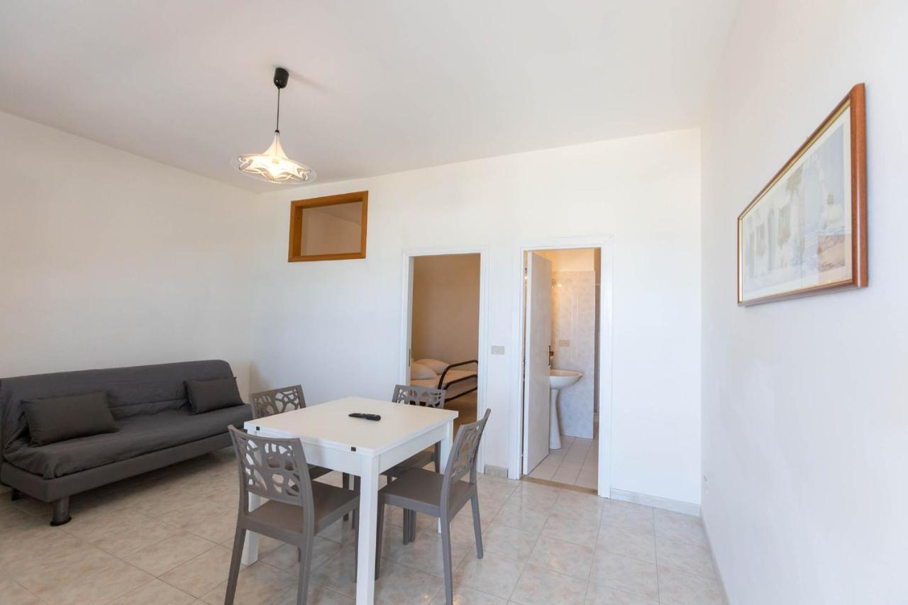 Residence Tramonto Пешичи Екстериор снимка