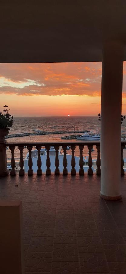 Residence Tramonto Пешичи Екстериор снимка