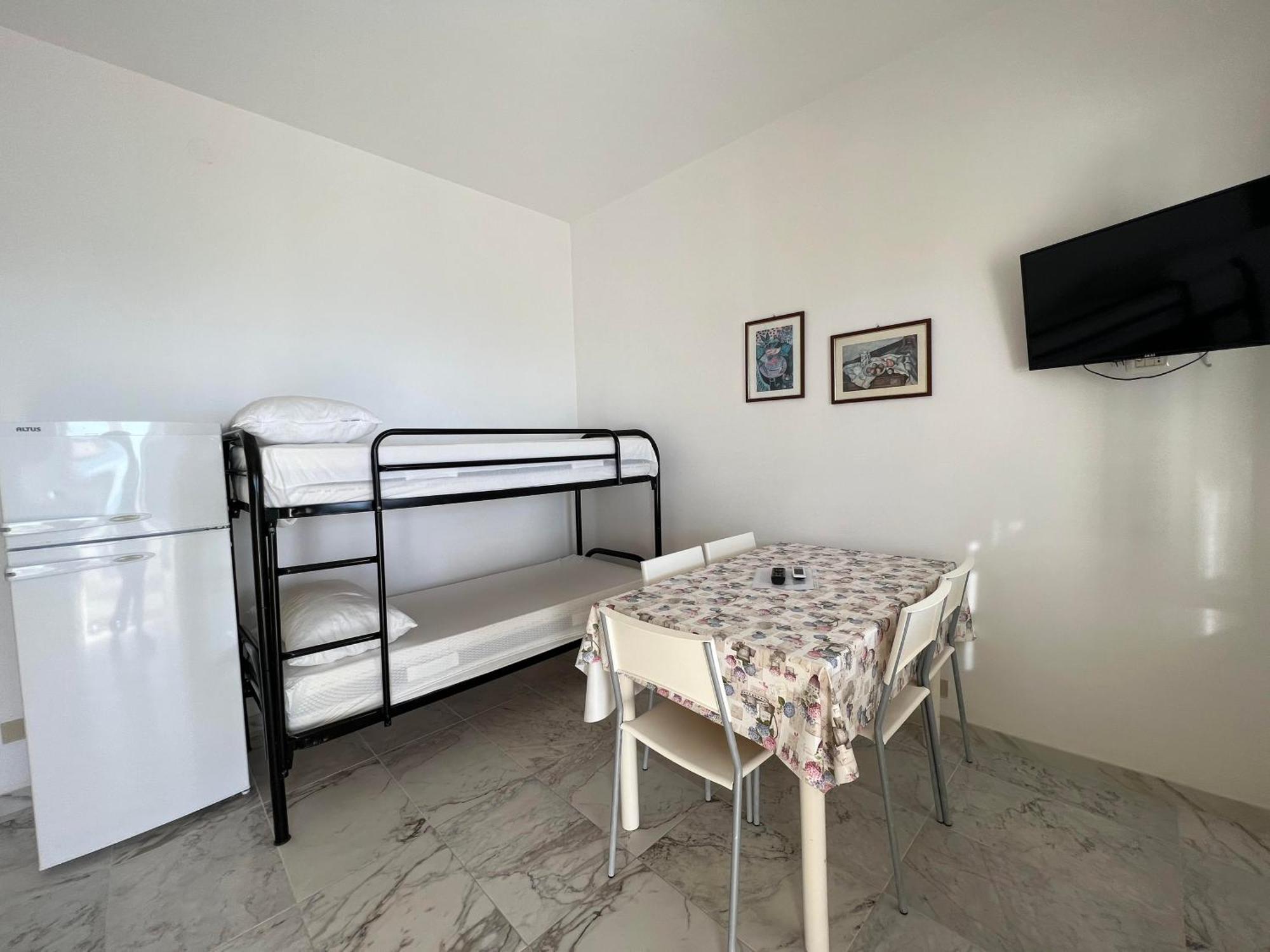 Residence Tramonto Пешичи Екстериор снимка